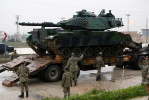 Κλιμακώνει την ένταση η Τουρκία: Στέλνει στρατιώτες και άρματα στα σύνορα με την Συρία 