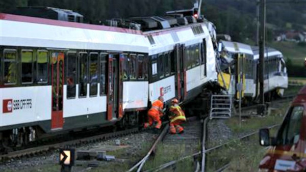 Ταϊβάν: Τουλάχιστον 22 νεκροί και 170 τραυματίες από εκροχιασμό τρένου