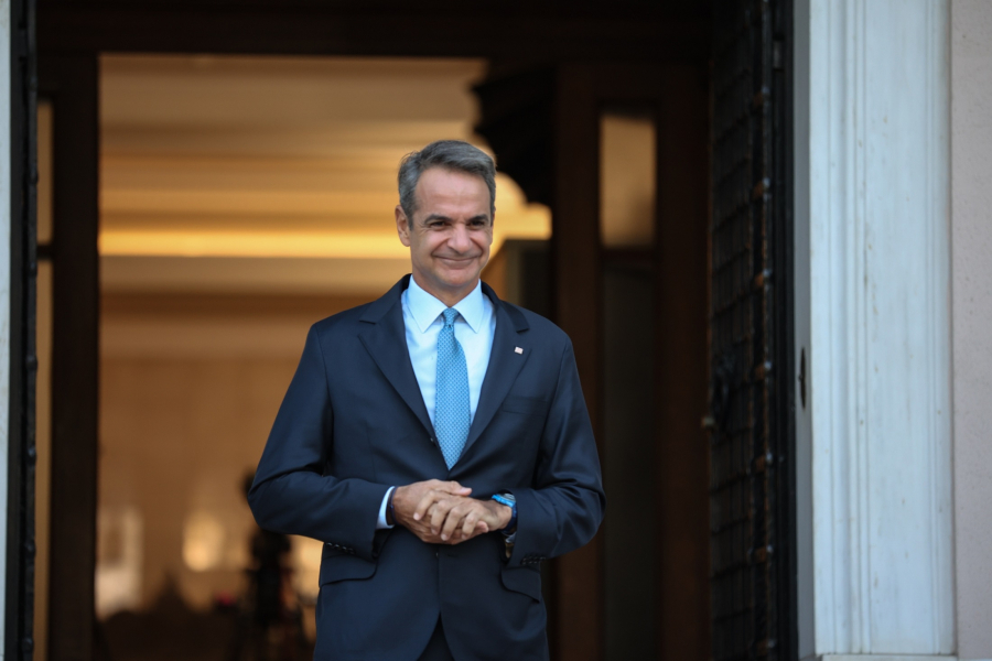 Μαξίμου: Στόχος η πρώτη θέση με «αξιοπρεπές» ποσοστό για να ελέγξει ο Μητσοτάκης τις εξελίξεις