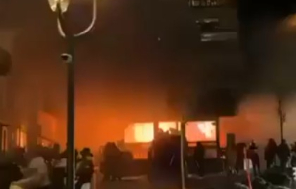 Φονική έκρηξη στην Ελβετία: «Ευχόμαστε να μην υπάρχουν Έλληνες μεταξύ των θυμάτων»