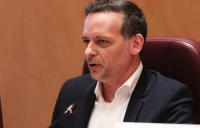 Δούκας προς Μητσοτάκη για Βασιλίσσης Όλγας: Ιδιωτικός δρόμος με έξοδα του κράτους;