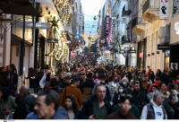 Ώρα «μηδέν» για τις χειμερινές εκπτώσεις, τα «sos» για τους καταναλωτές