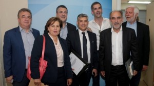 Συνάντηση υπ. Μεταναστευτικής Πολιτικής-ΕΝΠΕ: Ισομερής καταμερισμός προσφύγων στις Περιφέρειες της χώρας