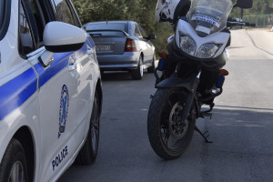 Δημοτικός υπάλληλος ζητούσε «δωράκι» για να διεκπεραιώσει υπόθεση