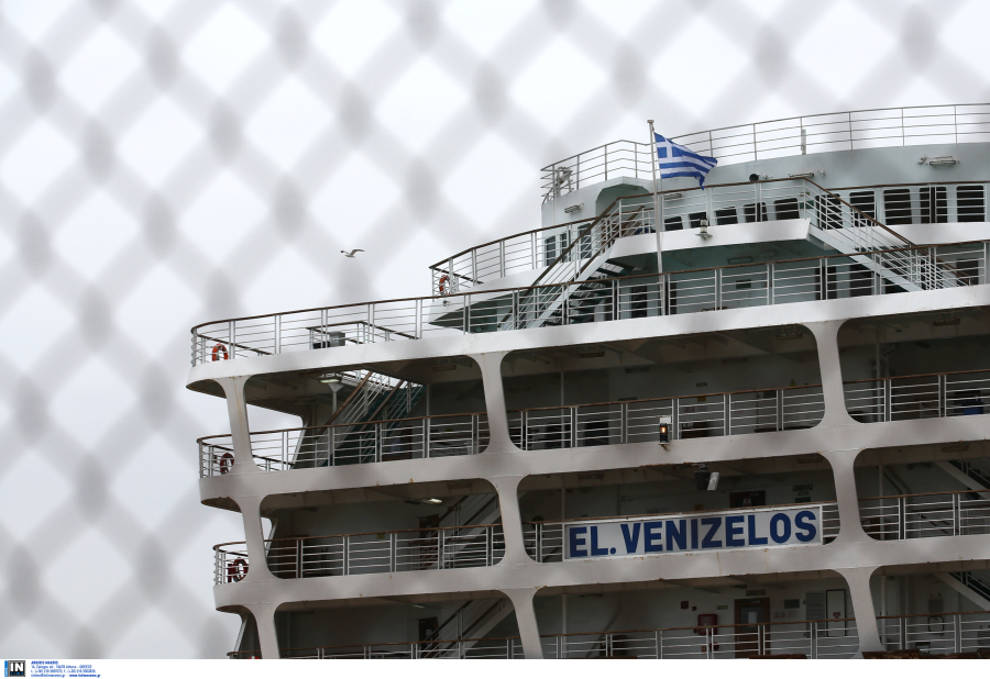 Επέστρεψε στη Σούδα πλοίο λόγω αδιαθεσίας μαθητή