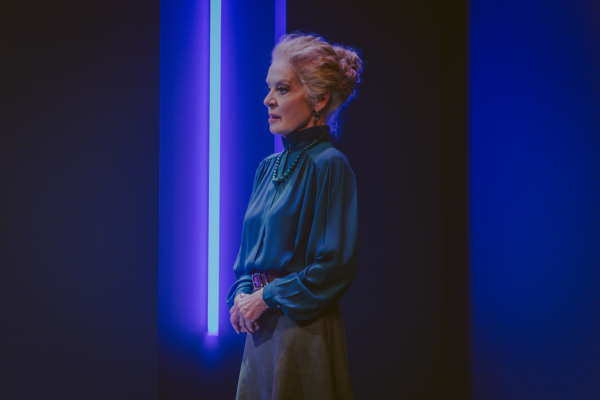 Η Μαρία Αλιφέρη επιστρέφει στο θέατρο - Σε ποια παράσταση θα τη δούμε