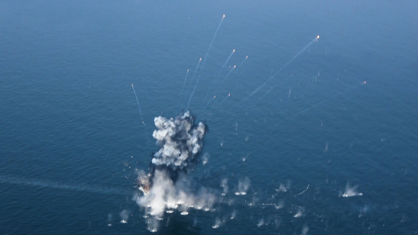 Φρουροί της Επανάστασης: Θα καταφέρουμε τα ισχυρότερα πλήγματα, κρατώντας κλειστά τα Στενά του Ορμούζ