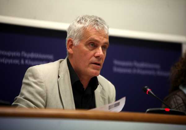 Επαφές και διάλογος του Γ. Τσιρώνη για το νέο σ/ν περί αυθαιρέτων