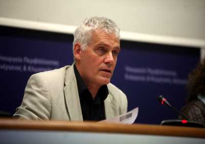 Επαφές και διάλογος του Γ. Τσιρώνη για το νέο σ/ν περί αυθαιρέτων