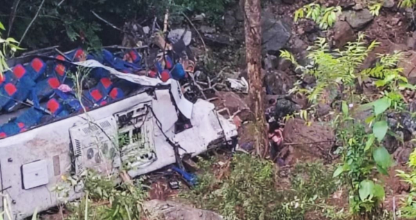 Τραγωδία στην Κολομβία: Λεωφορείο έπεσε σε χαράδρα, 16 μαθητές νεκροί