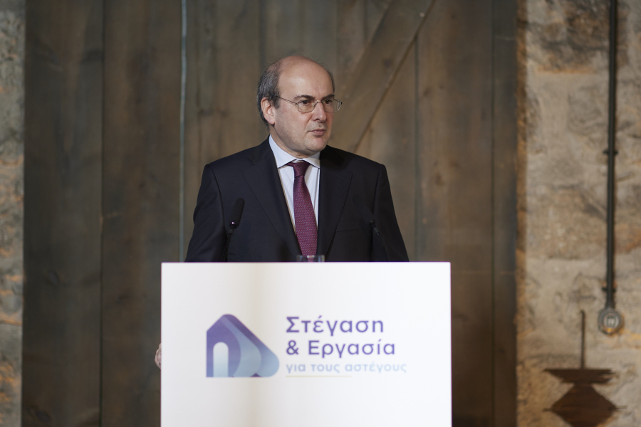 Χατζηδάκης: Έρχονται νέα προγράμματα της ΔΥΠΑ για ανέργους το 2023