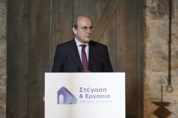 Χατζηδάκης: Έρχονται νέα προγράμματα της ΔΥΠΑ για ανέργους το 2023