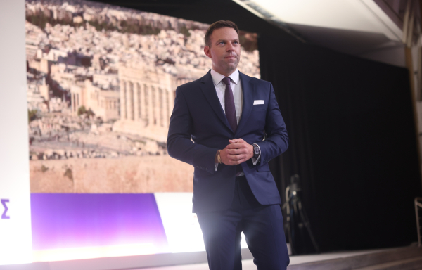 Έκπληξη 12 μιλίων από τον Κασσελάκη