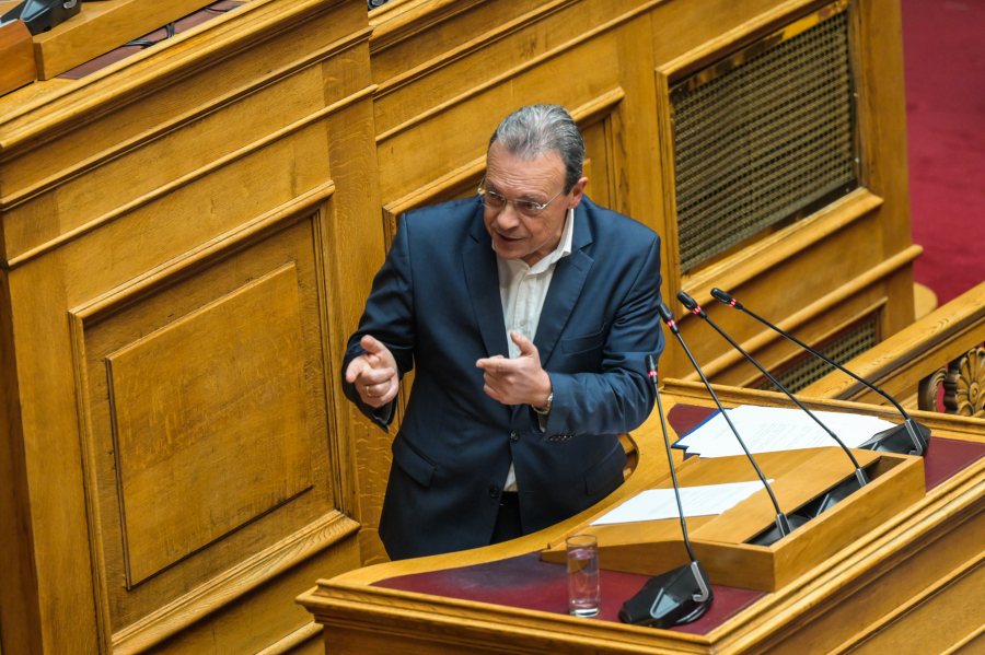 Φάμελλος: «Χάδι» Μητσοτάκη στις τράπεζες - Μέτρα 350 εκατ. για κέρδη 4 δισ.