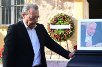 Φάμελλος: Ο Αλέκος Φλαμπουράρης είναι με τους φωτεινούς συντρόφους που δεν έφυγαν ποτέ πραγματικά από δίπλα μας