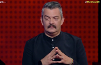 «The Chase»: Το «Βουνό» συνάντησε τον σωσία του – Η επική συζήτηση για τα… μουστάκια τους