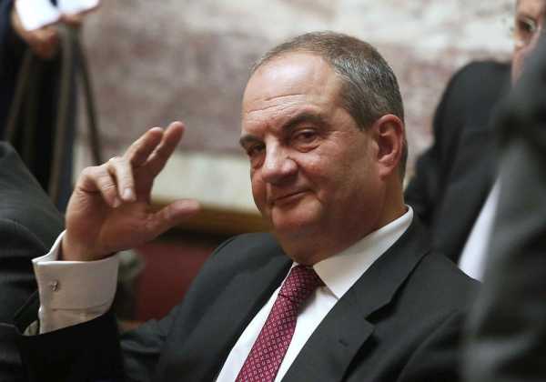 «Σήμα κινδύνου» από Καραμανλή σε Μητσοτάκη για το Κυπριακό