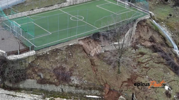 Κακοκαιρία: Μεγάλη καθίζηση στα Βόρεια Τζουμέρκα, ζημιές στο Ματσούκι (εικόνες και video)