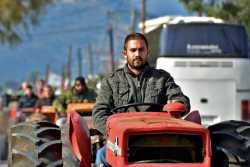 Ζάκυνθος: Προβλήματα στην κυκλοφορία απο τους αγρότες