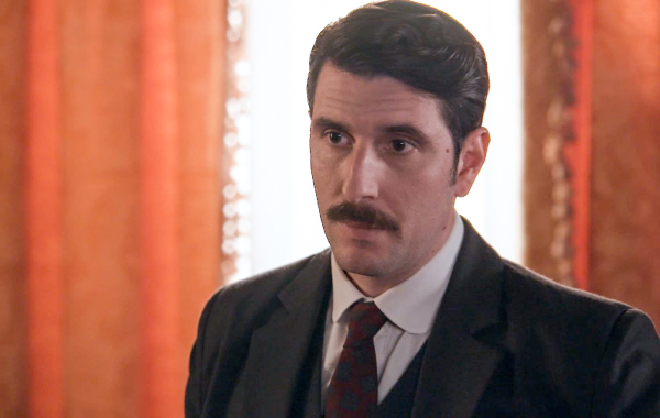 «Grand Hotel»: Η αστυνομία είναι ένα βήμα πιο κοντά στη σύλληψη του Ρήγα