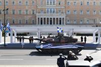 25η Μαρτίου: Δέος από την μεγαλειώδη στρατιωτική παρέλαση - Εντυπωσιακές εικόνες