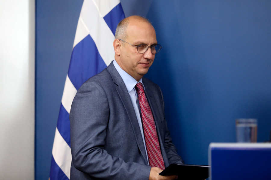 Έντονη ειρωνεία Οικονόμου για Τσίπρα: «Αν καταλάβαινε τι συμβαίνει...»