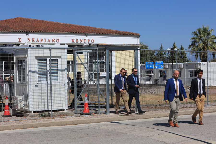 Δίκη Τεμπών: «Καρικατούρα και κακέκτυπο» χαρακτήρισε τον σιδηρόδρομο πατέρας θύματος
