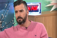 Γιάννης Τσιμιτσέλης: Τη δεύτερη μέρα που πέθανε ο πατέρας μου πήγα στα μπουζούκια (βίντεο)