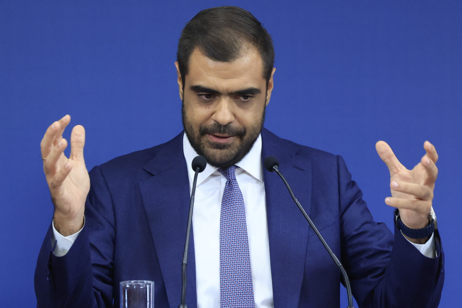 Μαρινάκης: Έχουμε μειώσει δραστικά τους φόρους των ελεύθερων επαγγελματιών