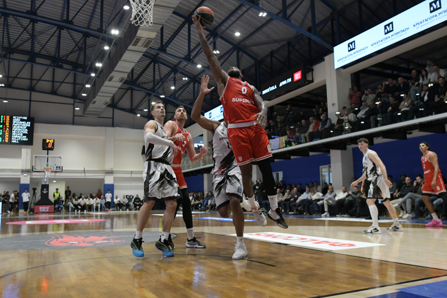 Βίκος Ιωαννίνων - Ολυμπιακός 68-79: Έκανε το 3/3 στην GBL
