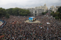 Ξεσηκώθηκαν οι Ισπανοί: Πάνω απο 500.000 στους δρόμους για την στεγαστική κρίση και έμβλημα την Μαρικάρμεν (Εικόνες - Βίντεο)