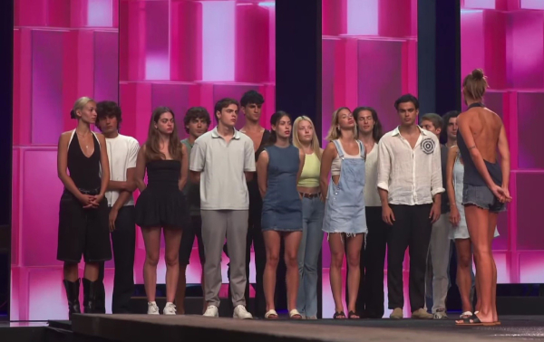 GNTM 6: Η 5η δοκιμασία αποχώρησης μετατρέπει το πλατό σε «Κόκκινα Φανάρια»