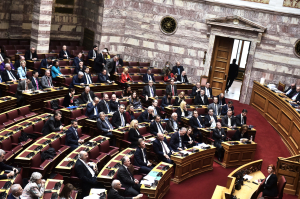 Ψηφίστηκε κατά πλειοψηφία το πολυνομοσχέδιο του υπουργείου Εθνικής Οικονομίας