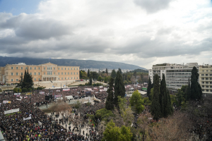 Τα Τέμπη τους ακολουθούν - Η κυβέρνηση με την πλάτη στον τοίχο