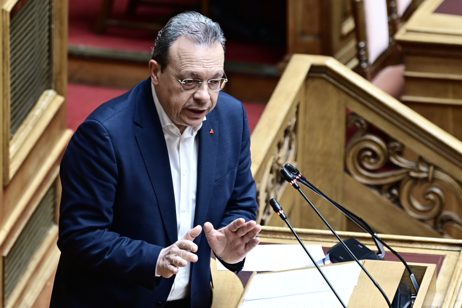 Φάμελλος: Κατώτεροι των περιστάσεων ΠΑΣΟΚ και Νέα Αριστερά