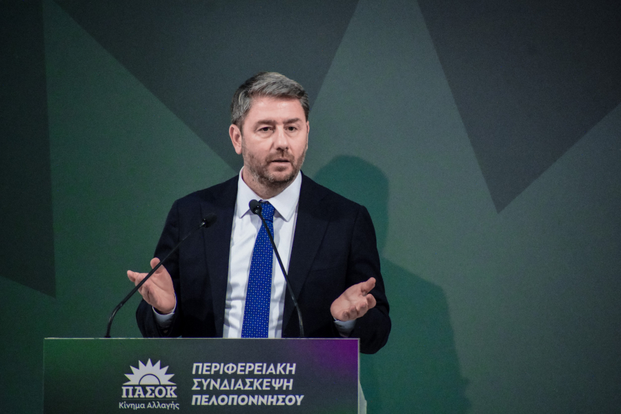 Τώρα ή ποτέ για το ΠΑΣΟΚ