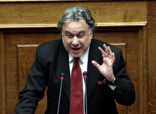 Κατρούγκαλος: Θα εξαντλήσουμε κάθε αυστηρότητα στην περίπτωση της Softex