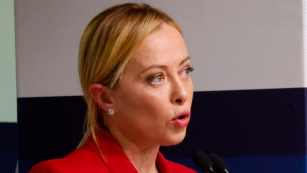 Ιταλία: Η Μελόνι βάζει «χέρι» στην λειτουργία των ΜΚΟ