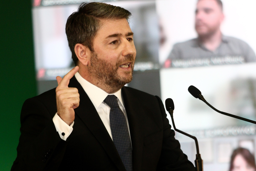 Σε χαμηλή πτήση το ΠΑΣΟΚ