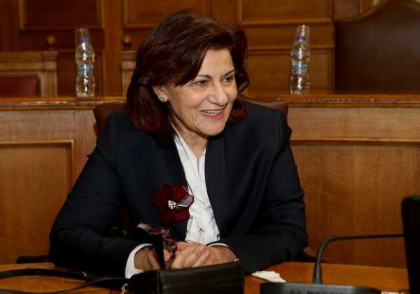 Φωτίου: 200.000 άνθρωποι έχουν πλέον ένα χαρτί «αξιοπρέπειας» για το ΚΕΑ