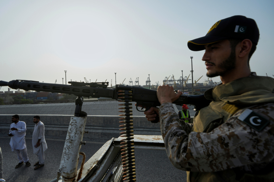 Η Ινδία κατηγορεί το Πακιστάν για επιθέσεις με πάνω από 400 drones