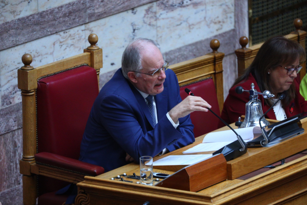 Βουλή: Σε αδιέξοδο η κυβερνητική πρόταση για αντικατάσταση του Συνηγόρου του Πολίτη