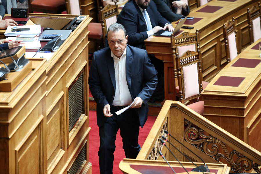 Γιατί ο ΣΥΡΙΖΑ στοχοποιεί το ΠΑΣΟΚ