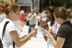 Πώς θα αποφύγετε τις τροφικές δηλητηριάσεις το καλοκαίρι - Συστάσεις από τον ΕΦΕΤ