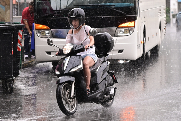 Κακοκαιρία: Μήνυμα από το 112 στη Λακωνία, πότε θα χτυπήσει την Αττική