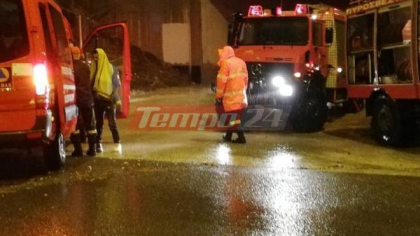 Κακοκαιρία σε Αχαΐα και Ναύπακτο: 1.000 άτομα εγκλωβίστηκαν σε κέντρο διασκέδασης - Δεκάδες πλημμύρες και καταστροφές (pics+vid)