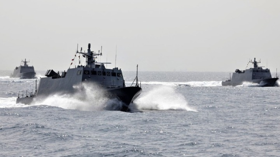 Ιταλοί απελευθέρωσαν πλήρωμα τουρκικού πλοίου, επιχείρησαν να πάρουν το «τιμόνι» παράτυποι μετανάστες