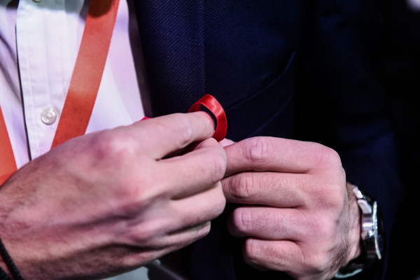 Παγκόσμια Ημέρα κατά του AIDS: Το μήνυμα Κικίλια - Ποιες αλλαγές ανακοίνωσε