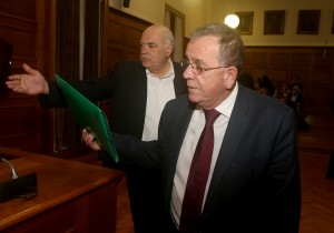 Μουζάλας: Καμία παρέμβαση της κυβέρνησης στην υπόθεση των οκτώ Τούρκων αξιωματικών