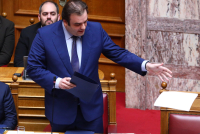 Πιερρακάκης στη Βουλή: Σε συνεργασία με τις τοπικές κοινωνίες η αναδιάρθρωση των ΕΛΤΑ